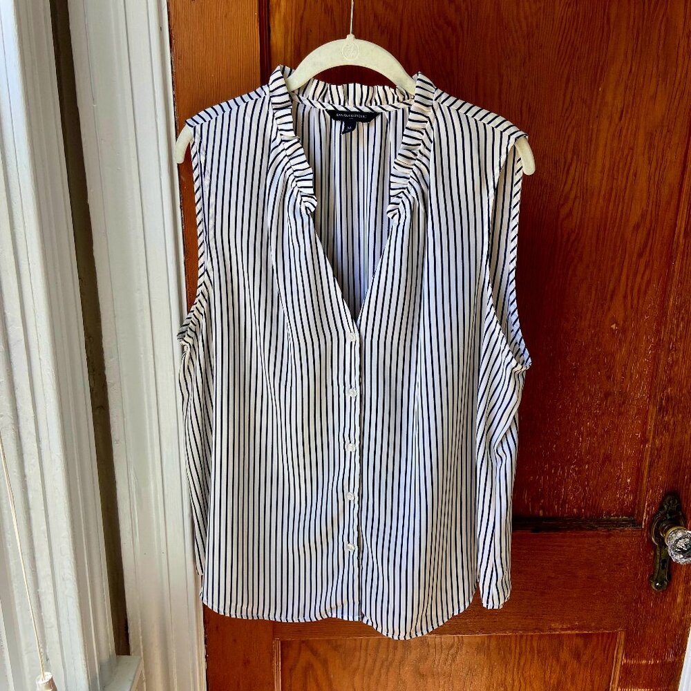Banana Republic Black & White Striped Sleeveless Top [XL]